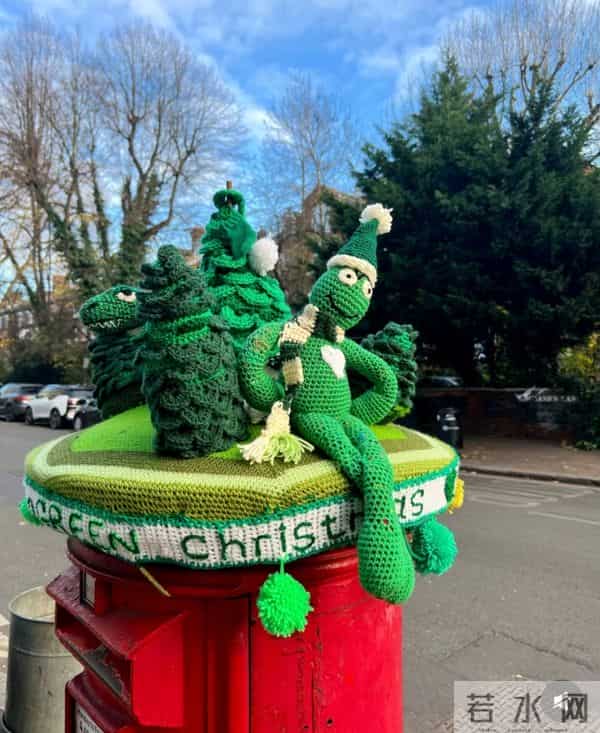 黄轩女友秀恩爱，在一起5年仍很甜，网友：这才是我们想要的嫂子