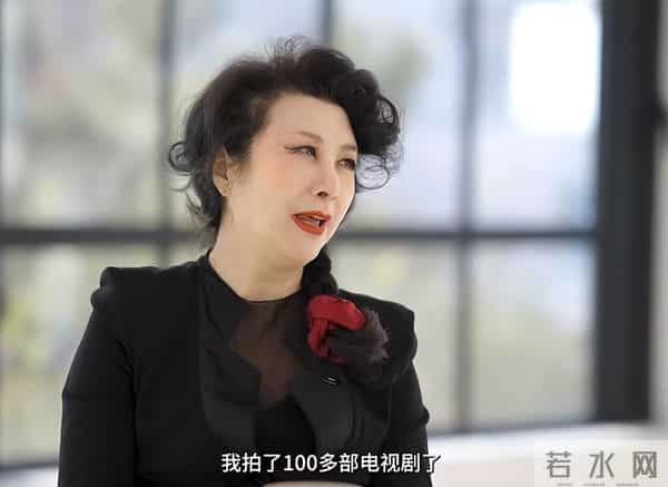 权色交易、陪睡上位，她压根不沾边，简直是娱圈的一股“清流”