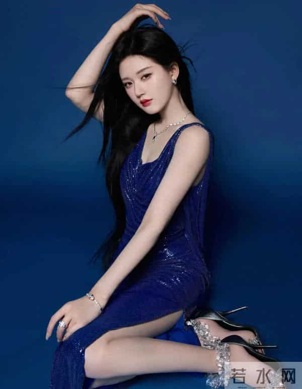 赵露思的“希腊脚”火了:藏在甜妹气质下的古典“野心”~