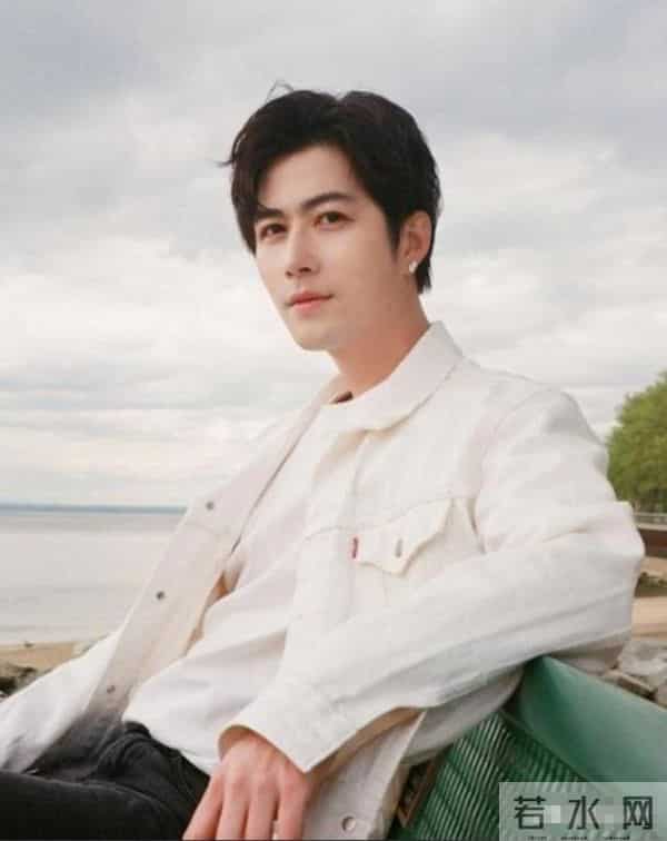 演员陈学冬：两年4次手术，11部作品被下架，如今生活无法自理