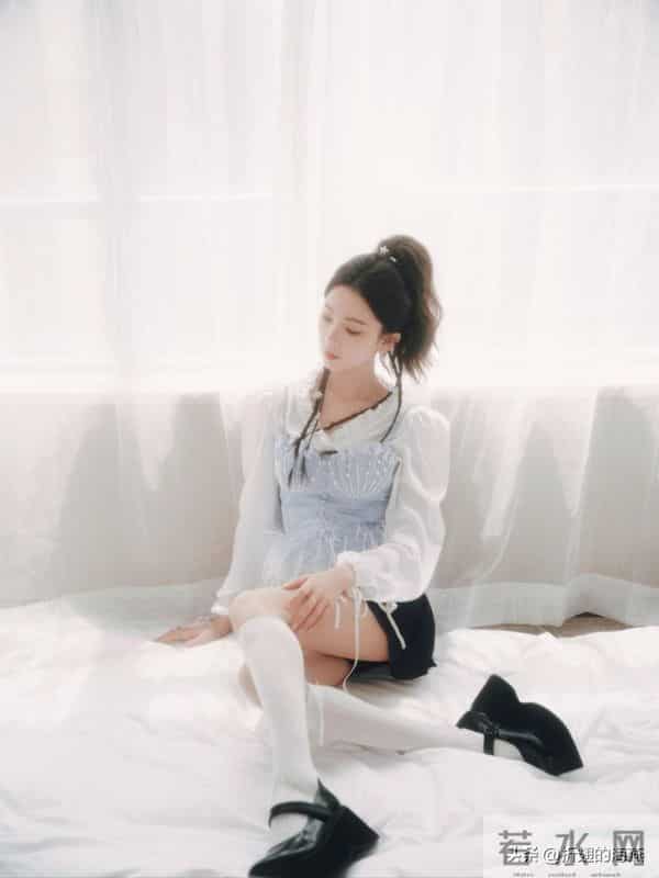 陈瑶,甜美丝袜妆造精选图集