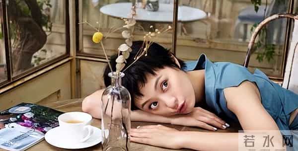 张艺谋没说错,看似“不合群”的孙俪,是娱乐圈真正的“聪明人”