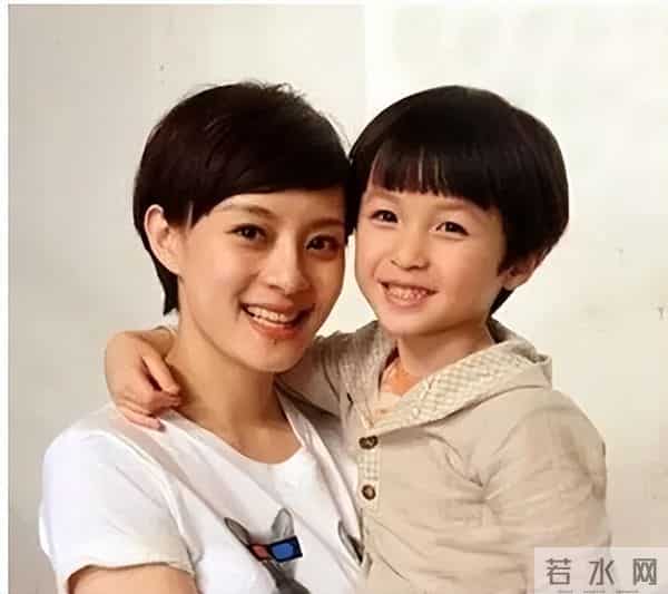 张艺谋没说错，看似“不合群”的孙俪，是娱乐圈真正的“聪明人”