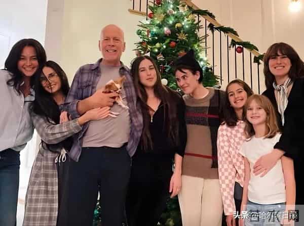 传奇巨星布鲁斯·威利斯安排后事!将捐出大脑,前妻与现任合力照顾