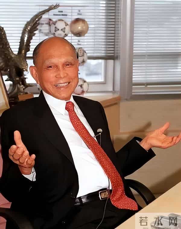 郭晶晶也没想到，霍启刚会因香港火灾后的这一举动，实现口碑暴增