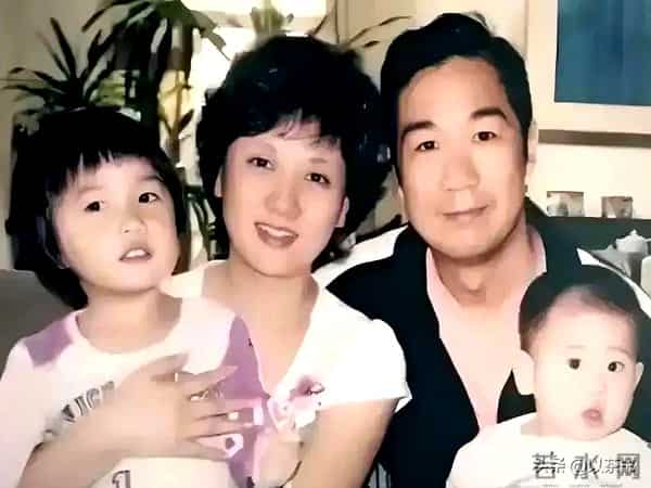 邓婕：大半辈为家操碎心，继子定居泰国生儿育女，晚年想定居成都