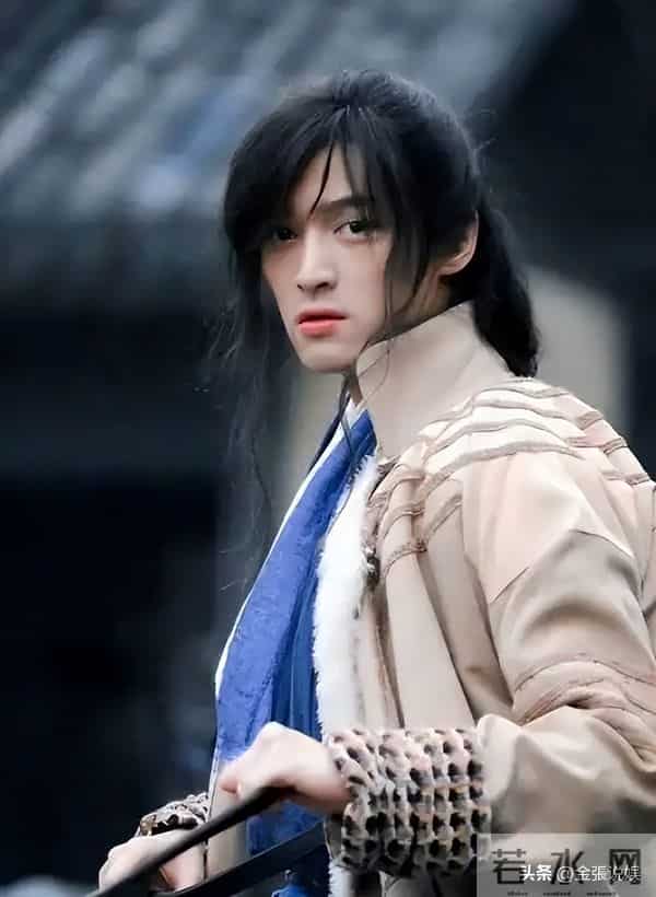 胡歌首度公开谈二胎儿子,更偏爱2岁女儿,对妻子的称呼显随意