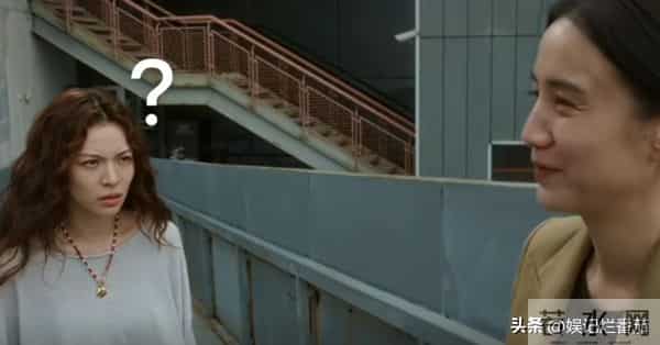 金狮大赏评委郝蕾,面对犀利问题只能尬笑,奖项颁发后好打脸