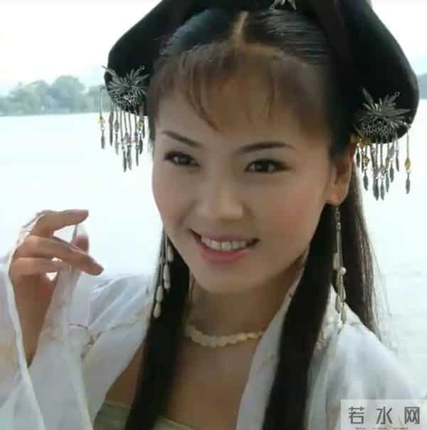 王珂也没想到，为自己还清亿万债务的刘涛，走上了另外一条上坡路