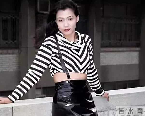 原来她早已去世,抢救11天难敌病魔,91岁老母亲白发人送黑发人