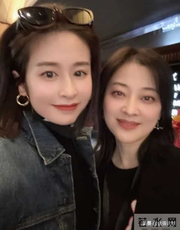 颖儿不拿自己当外人，空手去梅婷家吃饭，"顺走"3条Prada新裙子