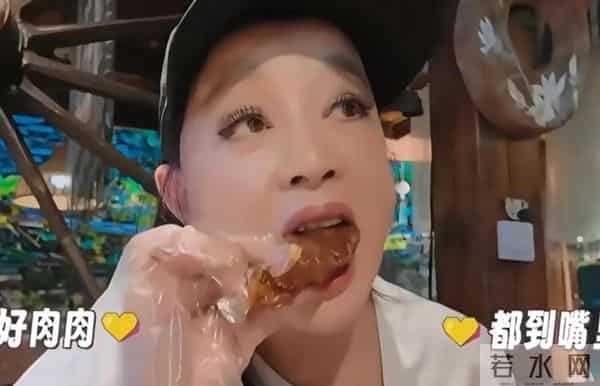 还是得认命！75岁意外摔倒、分不清人的刘晓庆，终要败在年龄上了