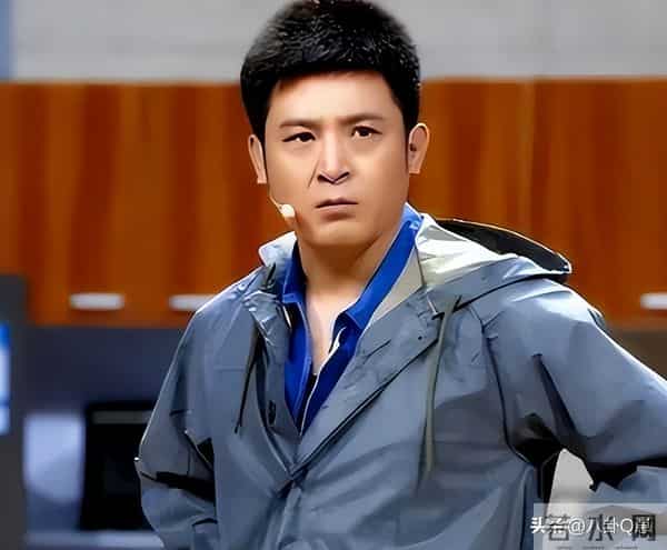 他是最干净的男演员,连登17次春晚,28年婚姻无绯闻,女儿很优秀