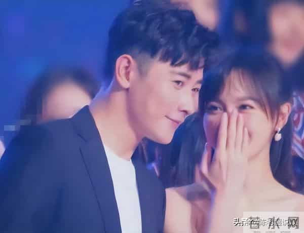 夫妻就是同林鸟，看到罗晋唐嫣并肩前行，才知什么是恩爱夫妻