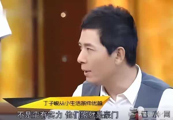 难怪赵丽颖这么红！背后5个百亿身家男人，为她全力托举不图回报