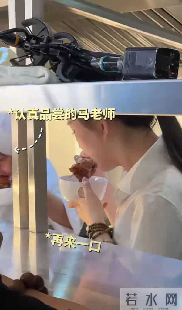 田朴珺彻底不装了！官宣新身份，胡歌亲自为她下厨 被宠成这样了？