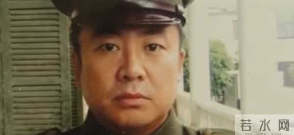 他畏罪潜逃13年间拍40多部戏，被抓时已是大明星，出狱后迎接新生