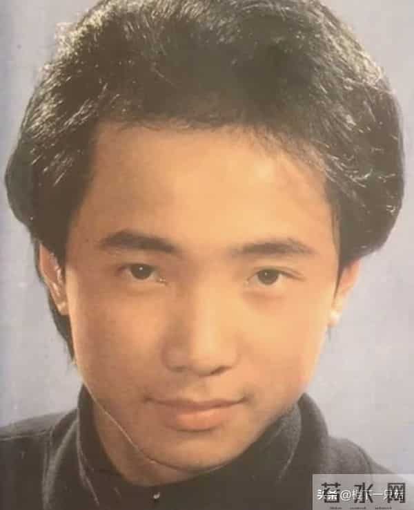 53岁徐峥没有想到 因为母校上戏理发阿姨的一句喊话 实现了口碑暴增