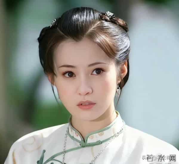 看到郝蕾的“心口不一”,才知她爱过的邓超李光洁,为何都会离开