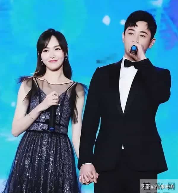 婚变传闻不到半月,罗晋近照曝光形象大变,恶心的一幕却发生了