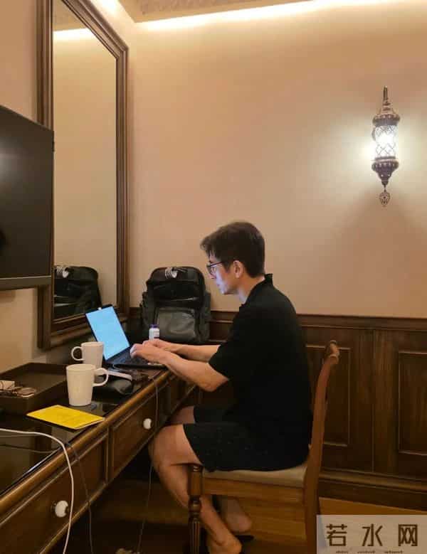 车仁表长子结婚,他和申爱罗出席儿子婚礼,58岁车仁表有儿媳妇了