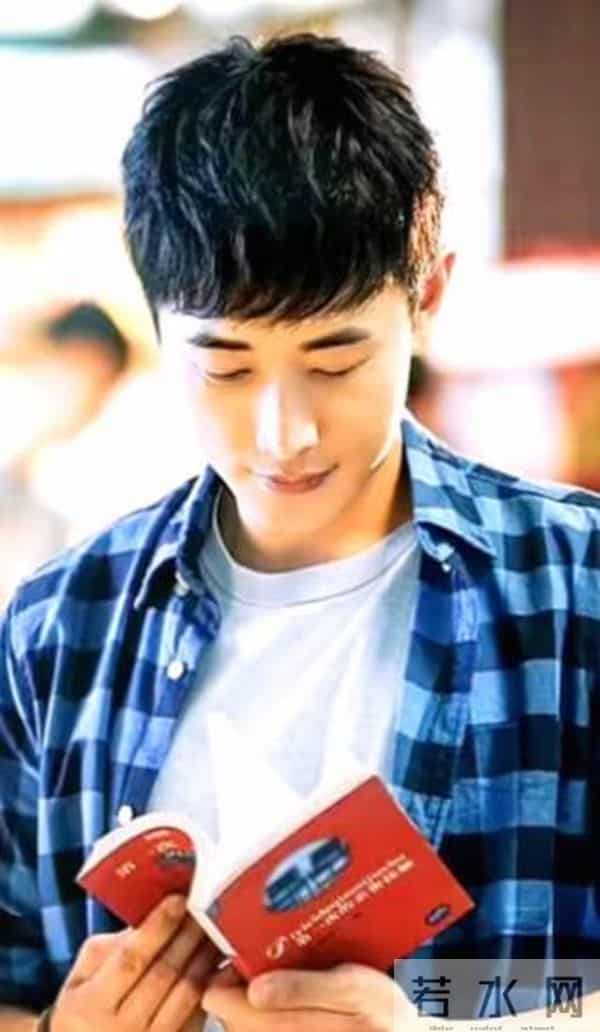 父亲离世不到半月，罗晋捅破天花板，让整个娱乐圈“沉默”了