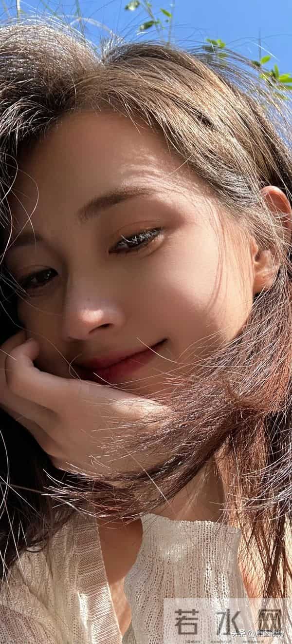 荆棘花开——郭宇欣时尚写真大图