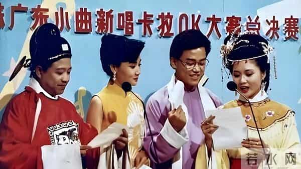 50岁湛江美女伍燕:父亲是警察,母亲是教师,低调嫁中山富商生子