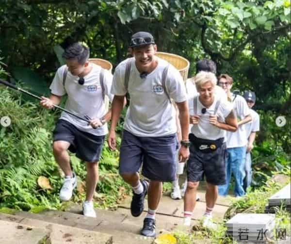 棒棒堂3成员都出事！阿纬「大动作PO照庆生」钓出威廉吐心声：我要求职