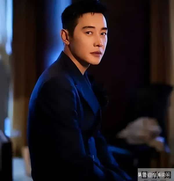 婚变传闻不到半月,罗晋近照曝光形象大变,恶心的一幕却发生了