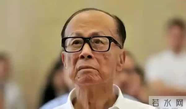 97岁的李嘉诚没想到，一场大火，让所有人看清了他的“真面目”