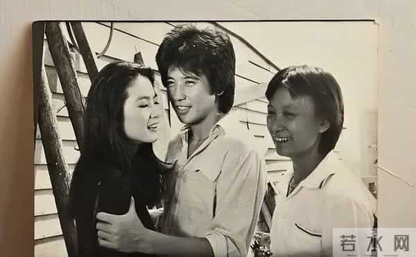 甘当小三45年、给原配赚钱、为原配绝育，她的人生堪称一部琼瑶剧