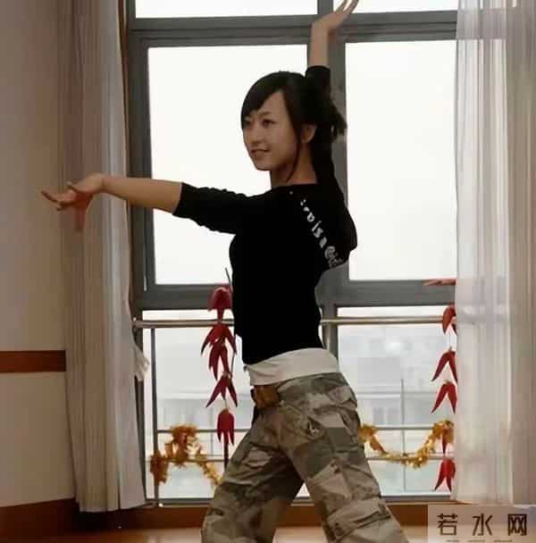 带儿子独守娘家真相大白，潘阳坦白婚姻情况，难怪看不到老公出镜