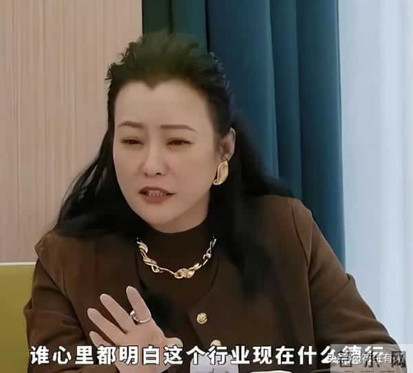 看到郝蕾的“心口不一”,才知她爱过的邓超李光洁,为何都会离开