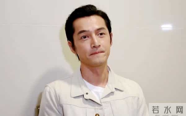 眼里没光了！47岁薛佳凝断崖式衰老，和高调秀二胎的胡歌两个画风