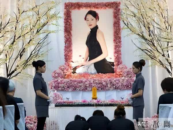 十年婚姻八次背叛，闺蜜竟是蒋勤勤，她留下7字遗言后烧炭自尽