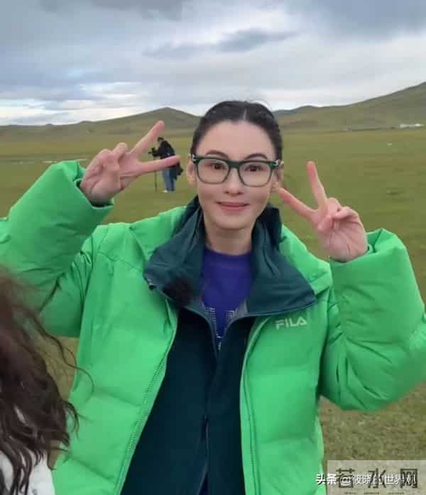 与谢霆锋分开14年后，45岁张柏芝高调官宣喜讯，原来一切早有预兆