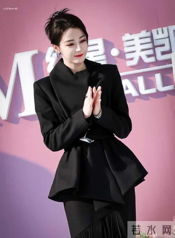 迪丽热巴南京封神！这才是顶流该有的排面