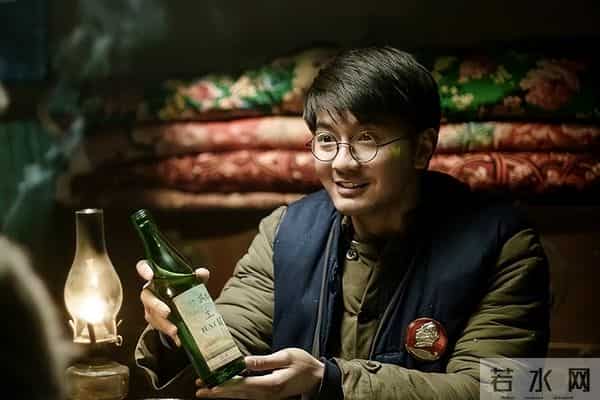 出道13年不温不火，在韩国当了8年练习生，如今终于靠着肖战走红