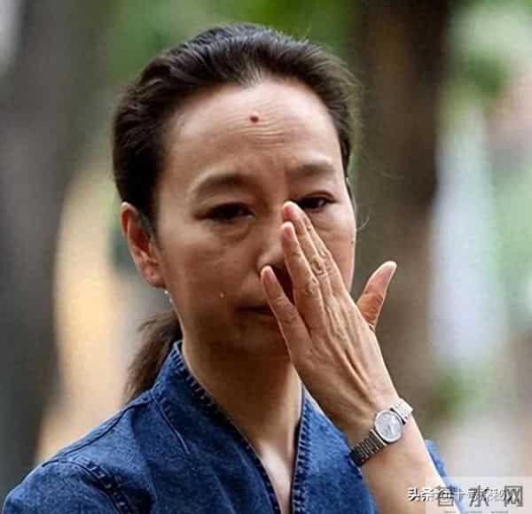 还是老一辈的瓜更好吃!奚美娟人设翻车,婚内出轨污蔑前夫三十年