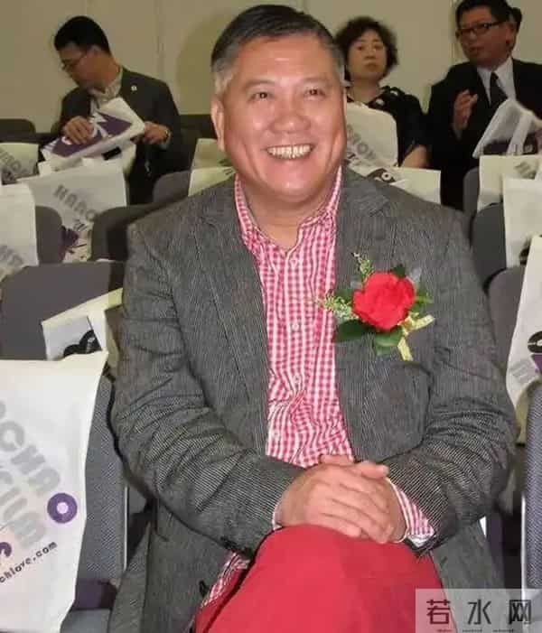 万梓良也没想到,年仅22岁的儿子开始为他争光,音乐比赛惊艳全场