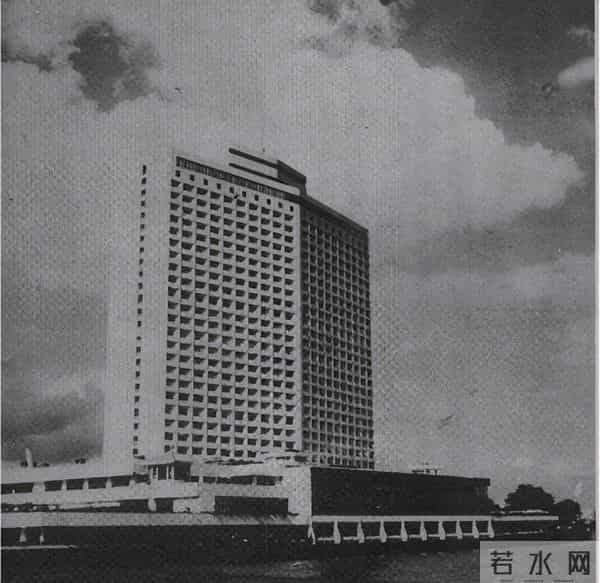 郭晶晶也没想到，霍启刚会因香港火灾后的这一举动，实现口碑暴增