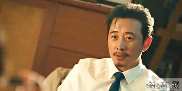 婚变传闻不到半月,罗晋近照曝光形象大变,恶心的一幕却发生了