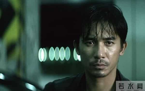 事实证明,63岁在日本居住的丁克族梁朝伟,已走上一条“上坡路”