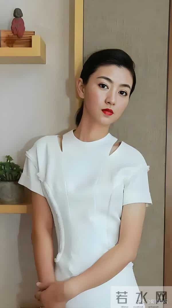 中国安徽安庆演员斓曦