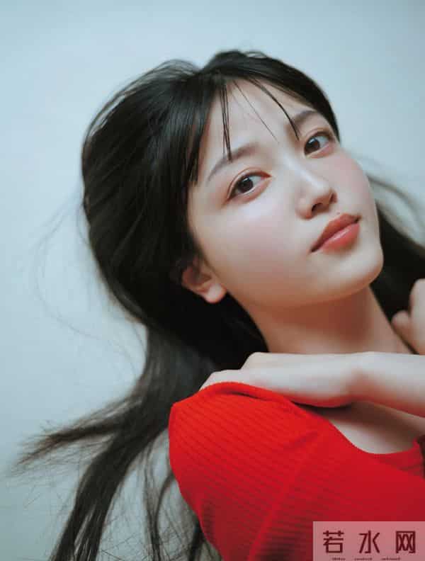 久保史绪里，偶像时期最后的杂志写真