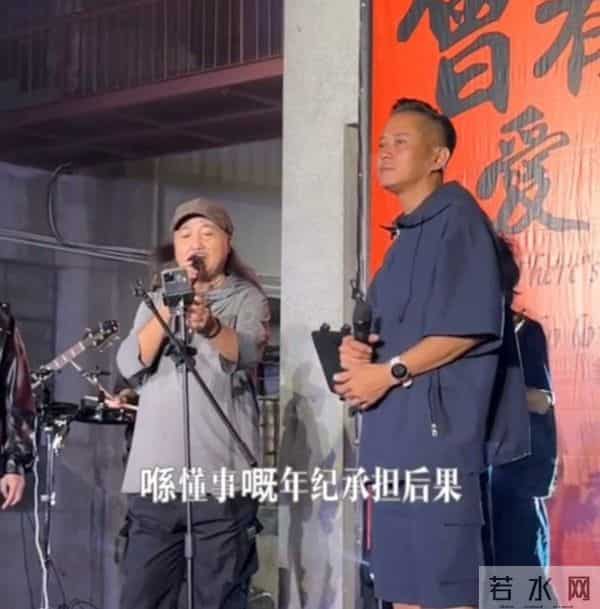 TVB绿叶王曾被嘲笑跑龙套，转行做直播，罕晒婚纱照感激太太包容