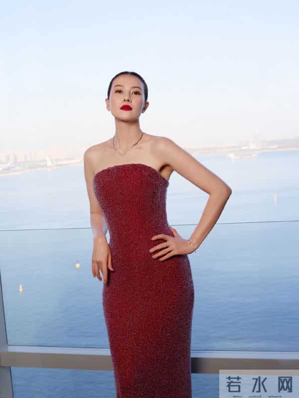 高圆圆阿姨今日活动现场造型，绝美的女神