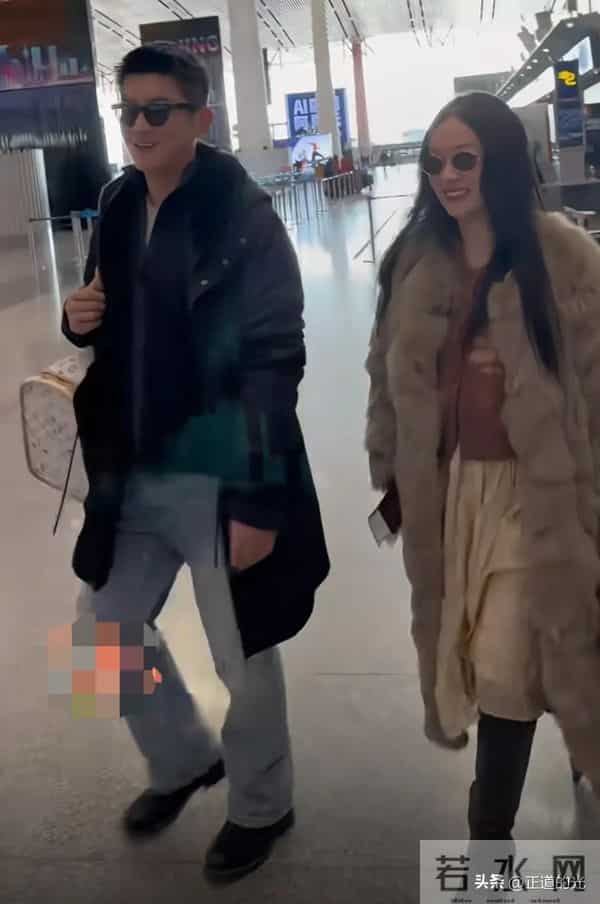 霍思燕穿几十万皮草国外度假 160斤像李湘 尴尬捂嘴笑 杜江像助理