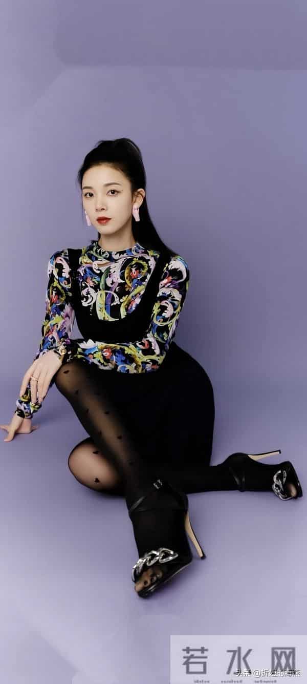 陈瑶,甜美丝袜妆造精选图集